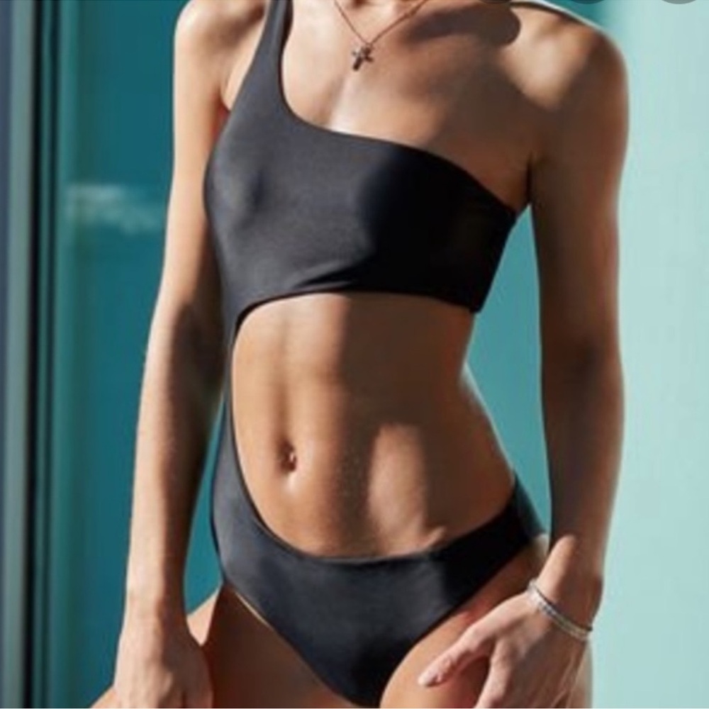 NWT PacSun WHITE One Piece Swimsuit